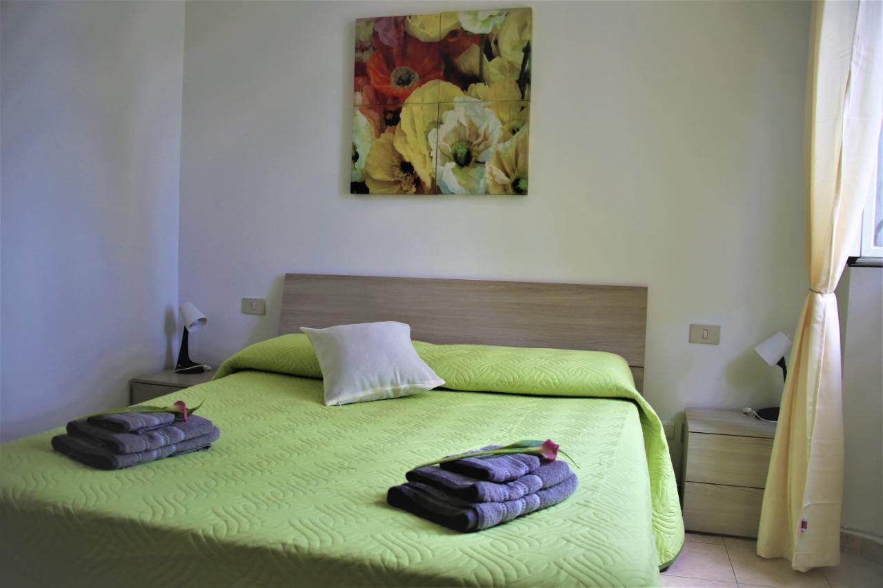 Lurago dʼErba Home & Breakfast La Madonnina 013136-Cni-00001 מראה חיצוני תמונה